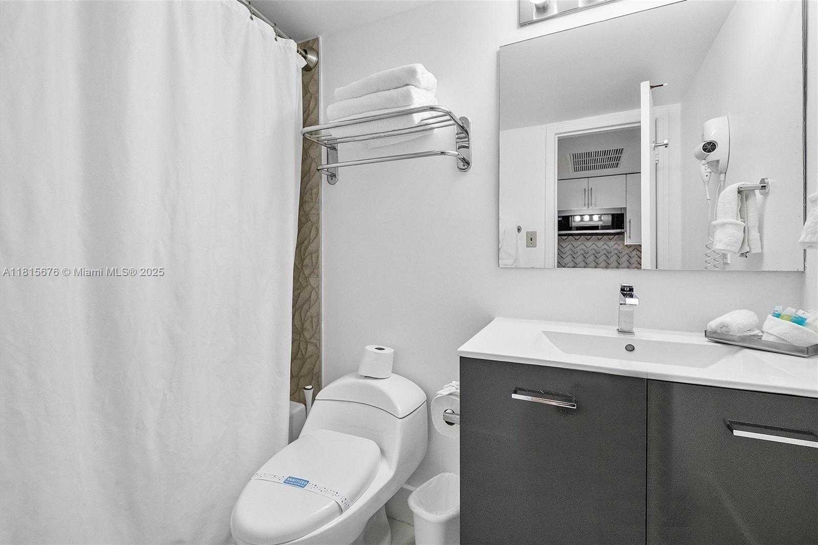 Small Image of 19201 COLLINS AVE #306, Sunny Isles Beach Number 6