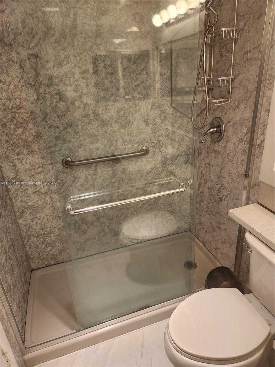 Small Image of 4144 CAMBRIDGE G #4144, Deerfield Beach Number 13