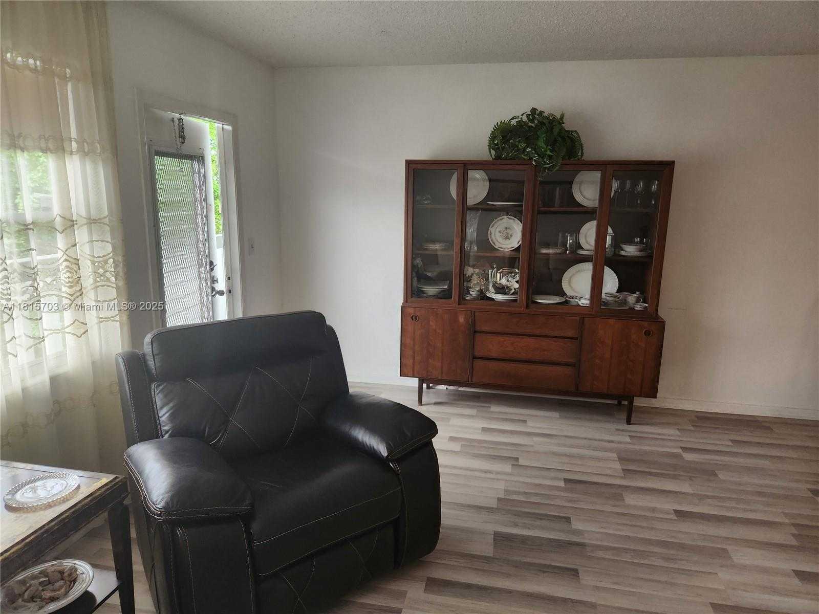 Small Image of 4144 CAMBRIDGE G #4144, Deerfield Beach Number 8