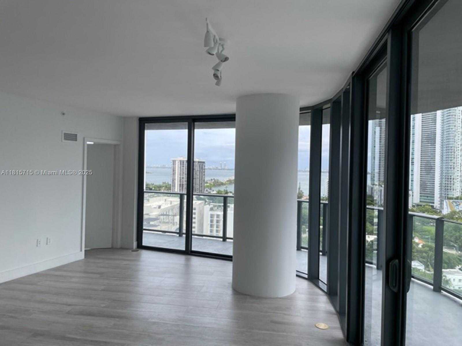 Small Image of 121 NORTH EAST 34TH ST #1604, Miami Number 18