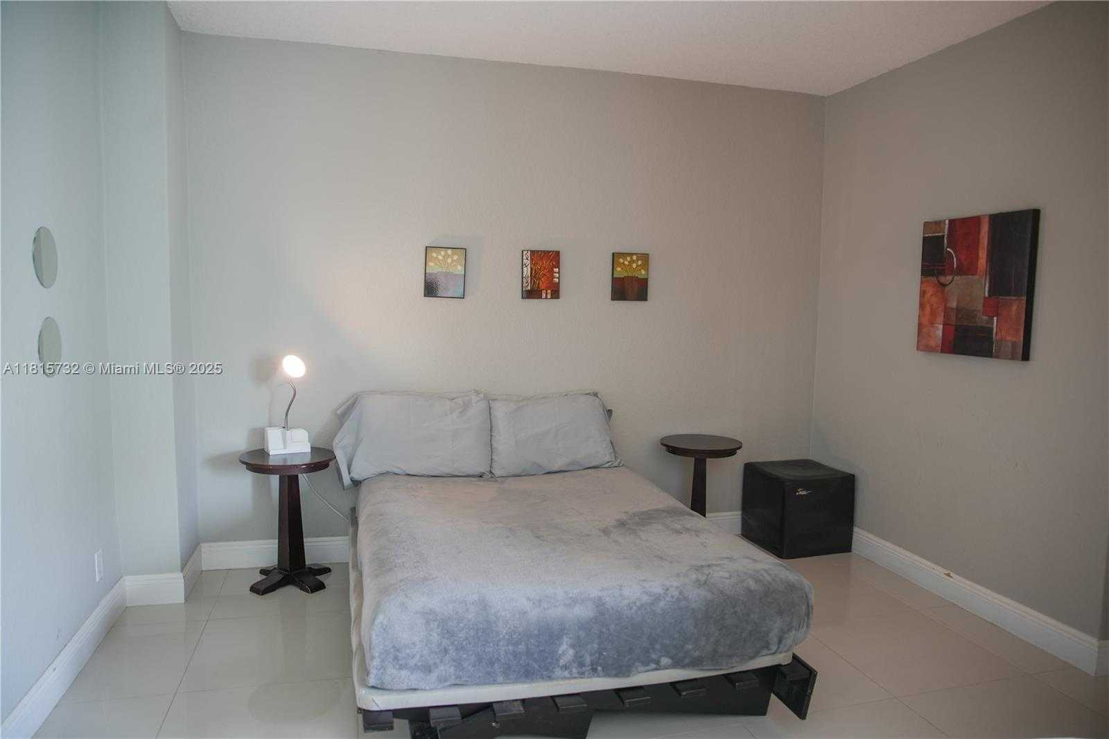 Small Image of 4001 SOUTH OCEAN DR #11A, Hollywood Number 18