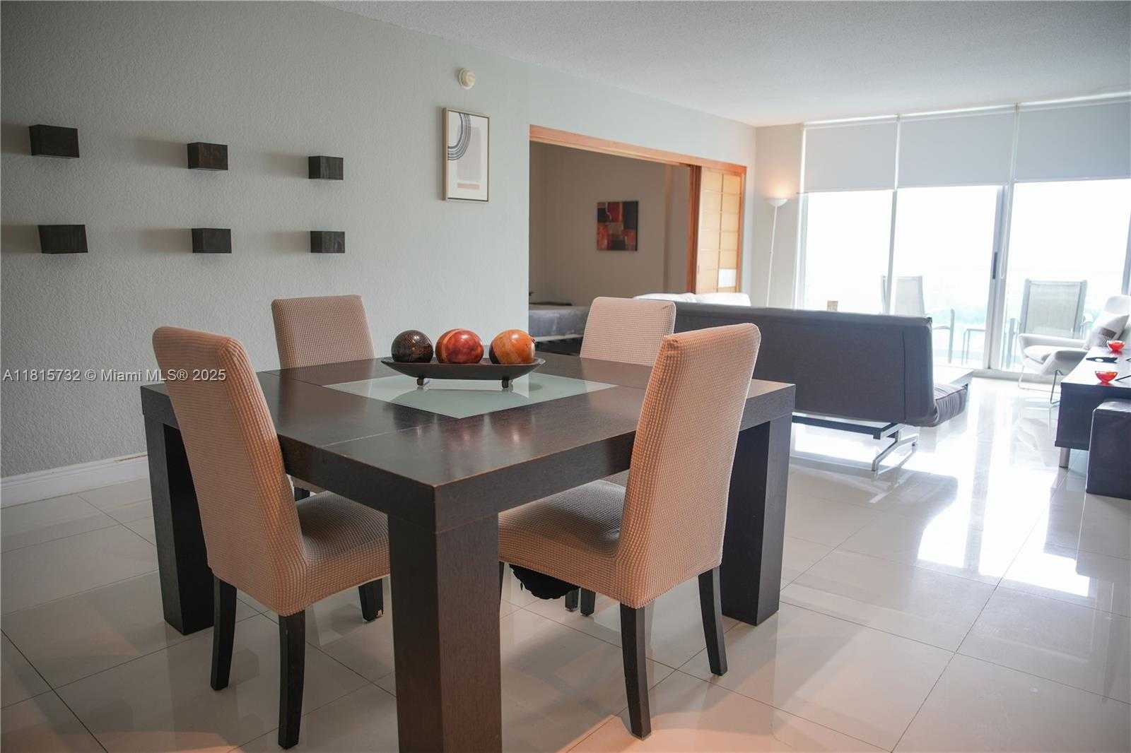 Small Image of 4001 SOUTH OCEAN DR #11A, Hollywood Number 2