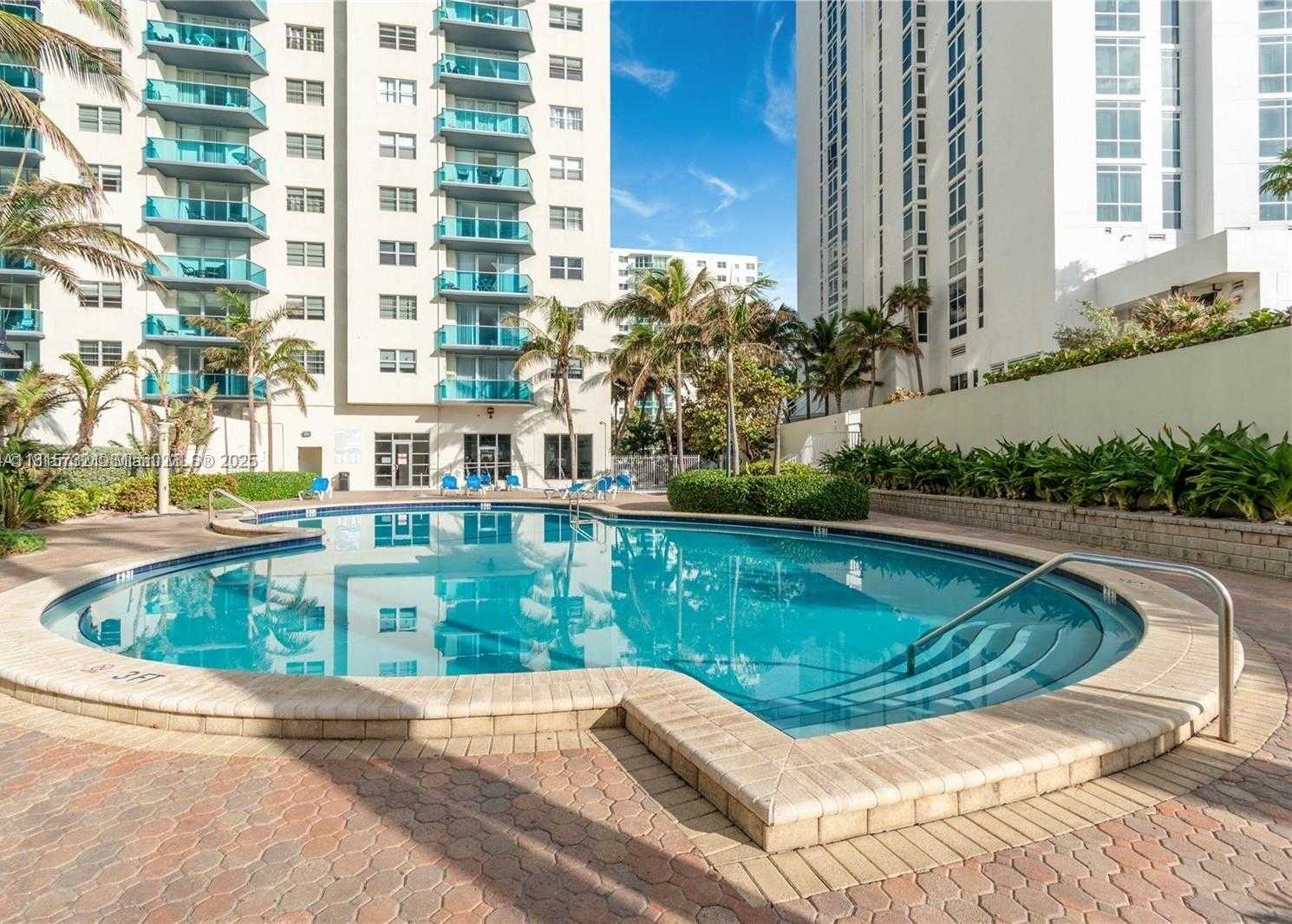 Small Image of 4001 SOUTH OCEAN DR #11A, Hollywood Number 27