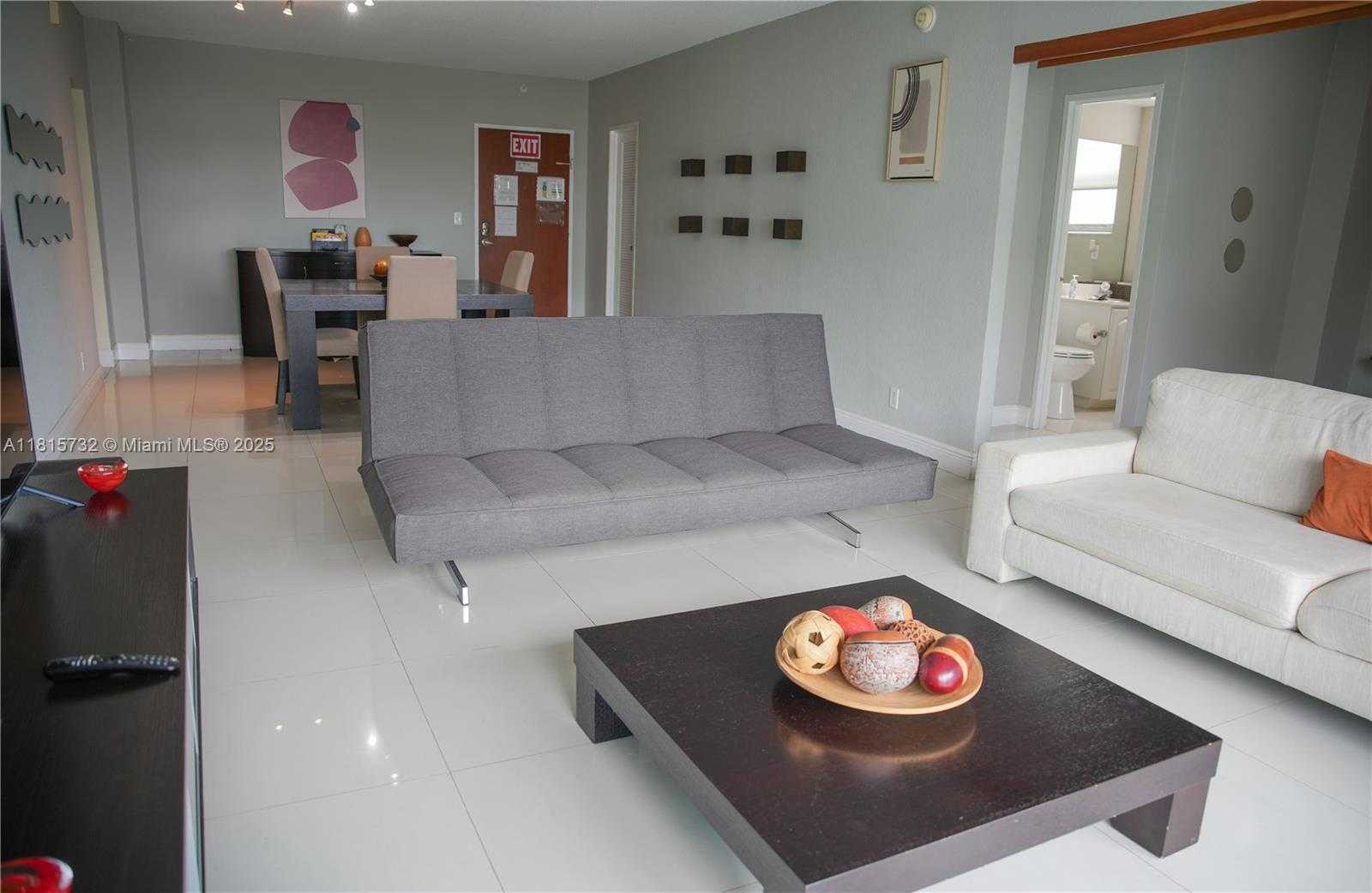 Small Image of 4001 SOUTH OCEAN DR #11A, Hollywood Number 5