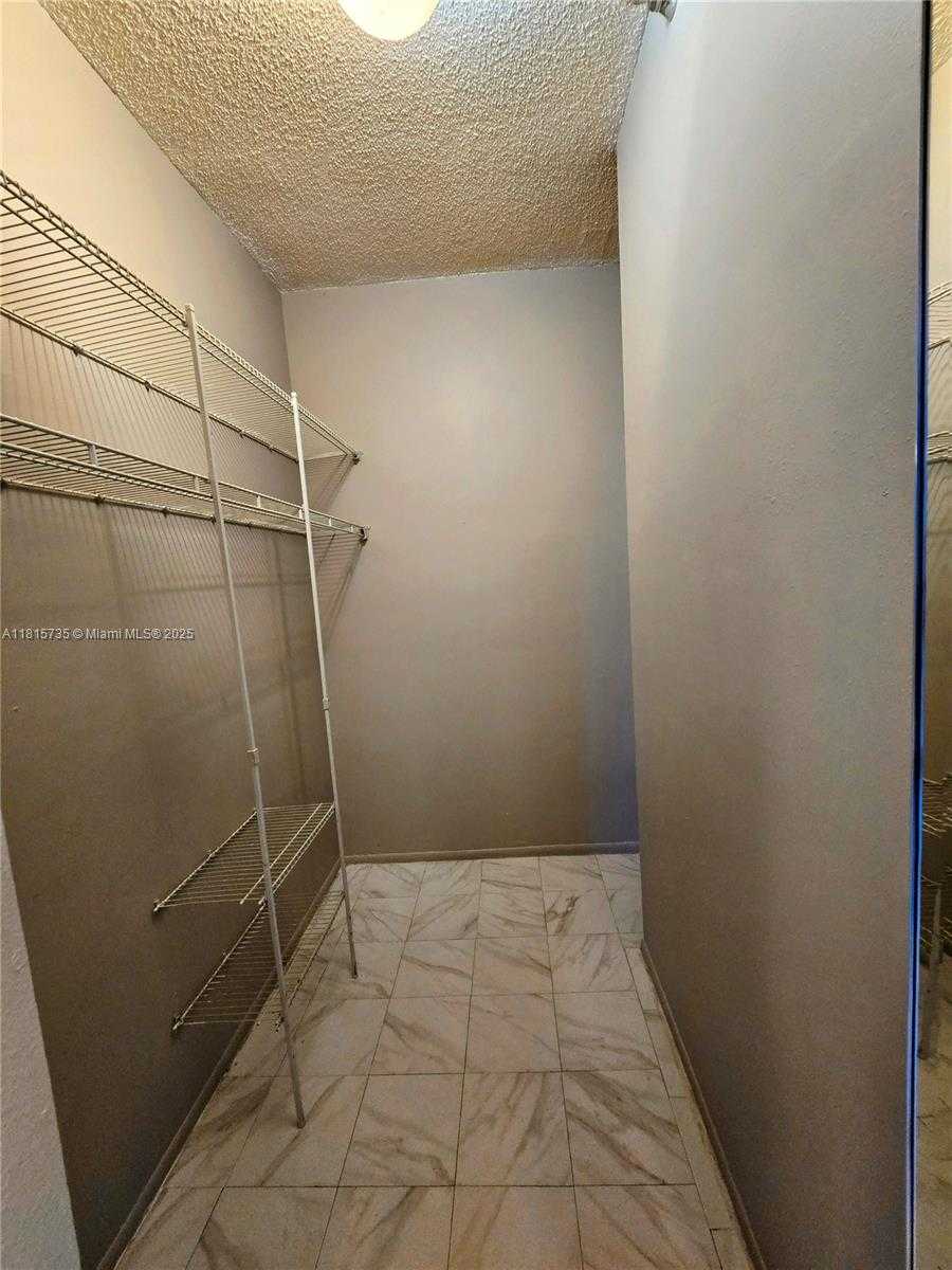 Small Image of 20505 EAST COUNTRY CLUB DR #138, Aventura Number 33