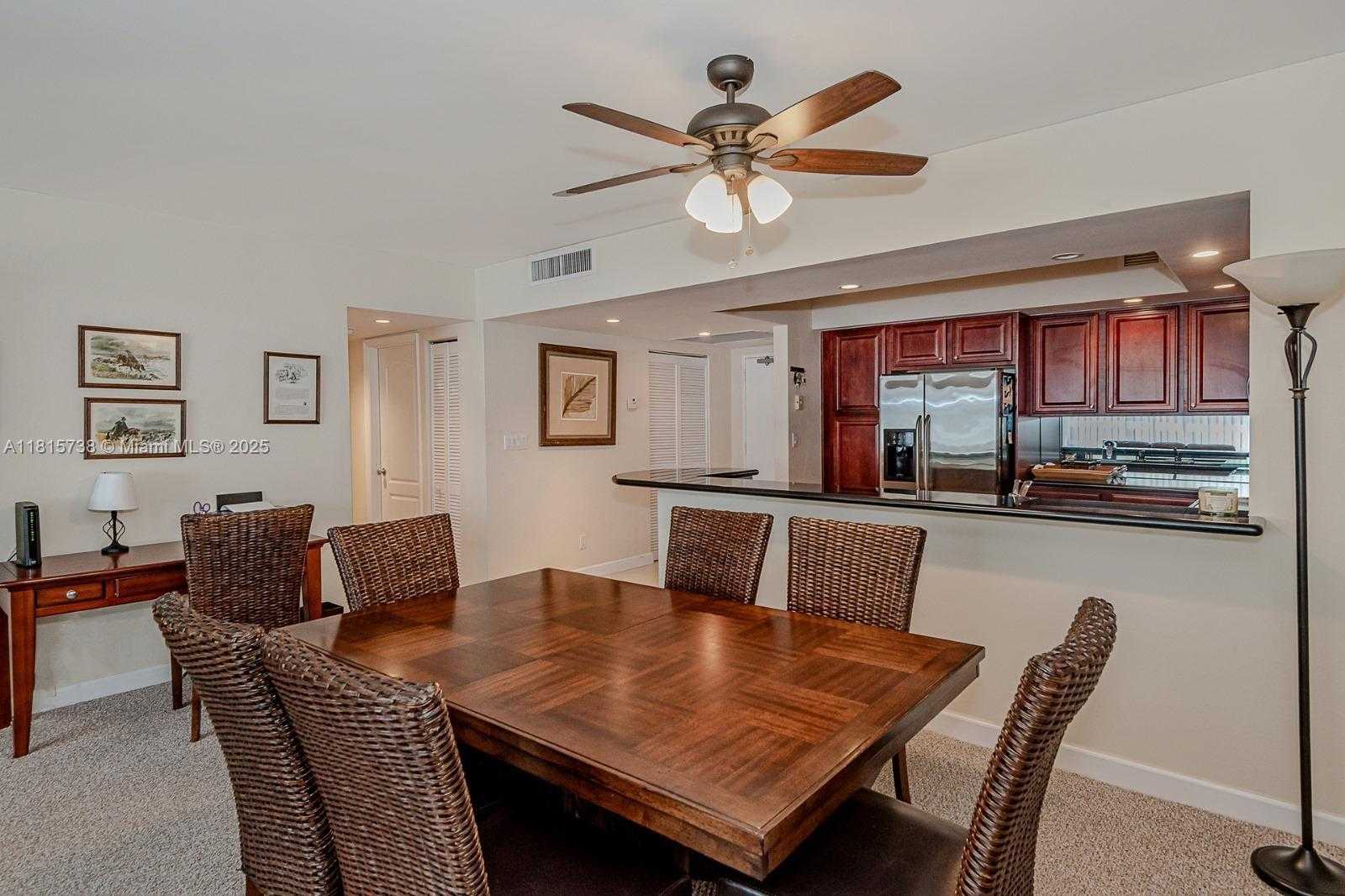 Small Image of 5600 COLLINS AVE #10E, Miami Beach Number 10