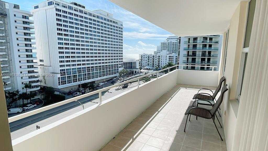 Small Image of 5600 COLLINS AVE #10E, Miami Beach Number 29