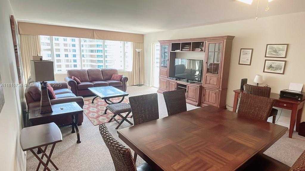 Small Image of 5600 COLLINS AVE #10E, Miami Beach Number 30