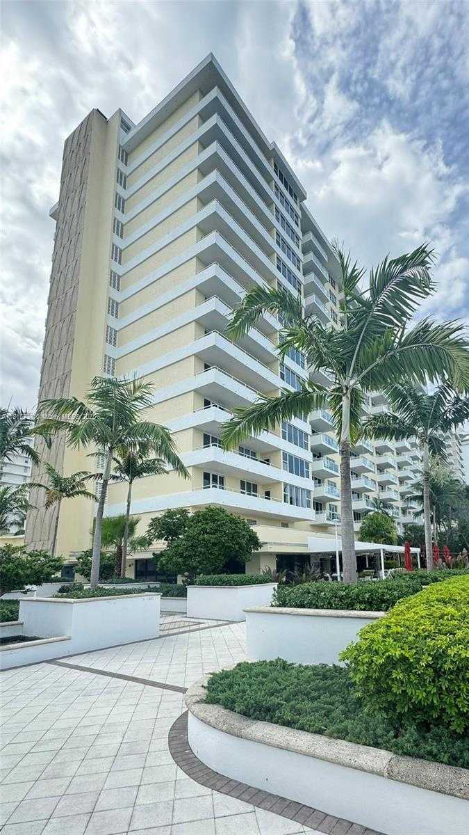 Small Image of 5600 COLLINS AVE #10E, Miami Beach Number 59