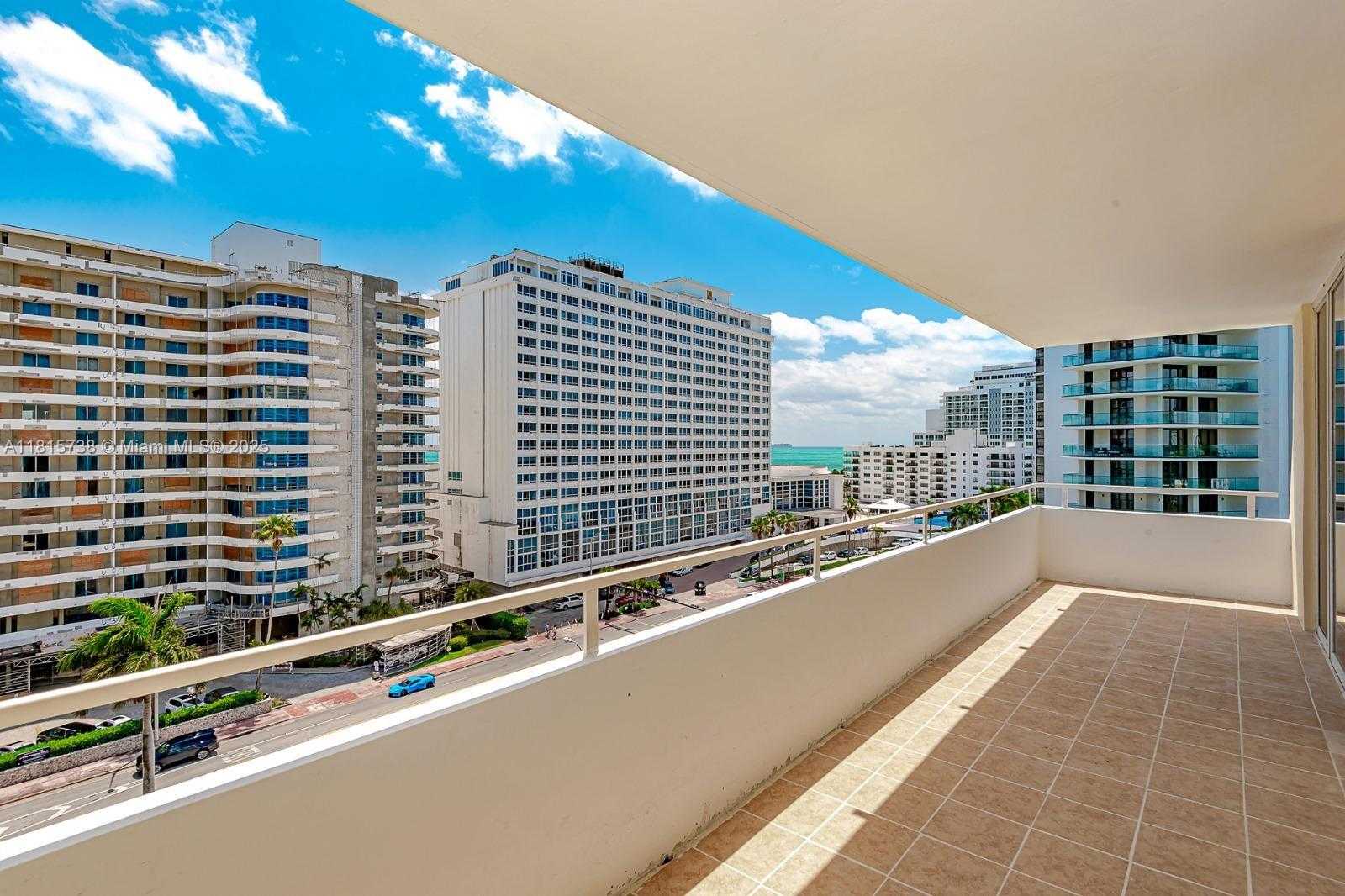 Small Image of 5600 COLLINS AVE #10E, Miami Beach Number 7