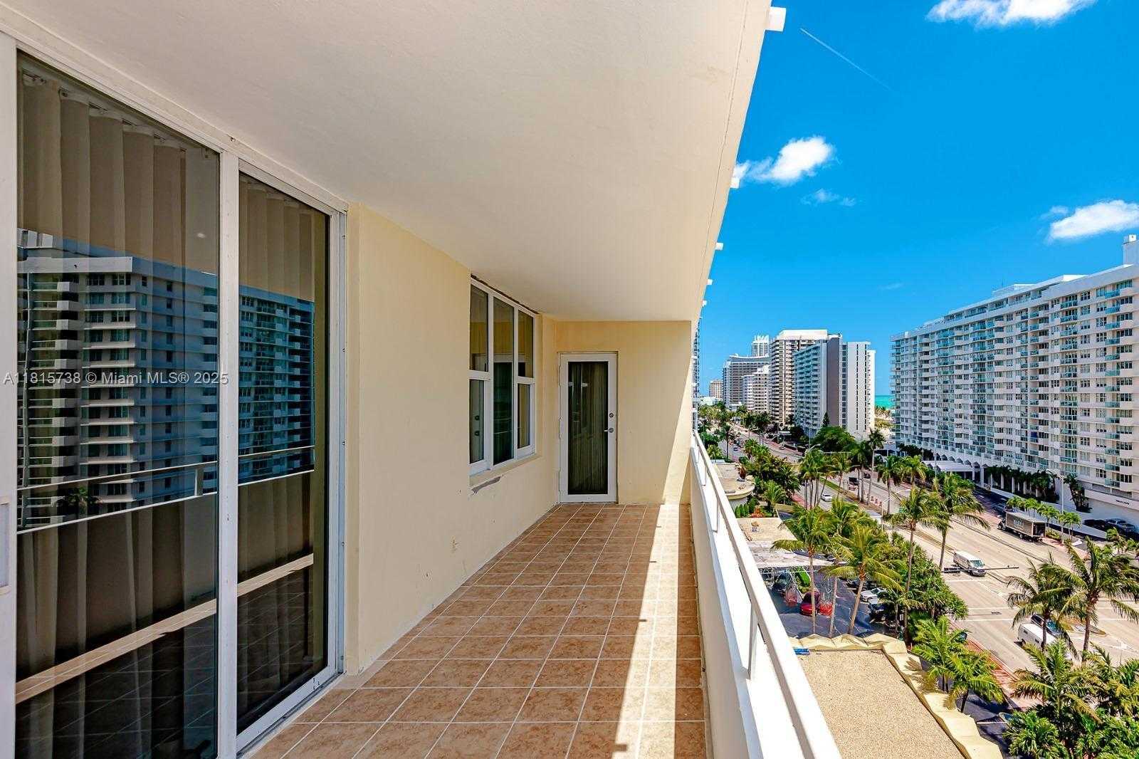 Small Image of 5600 COLLINS AVE #10E, Miami Beach Number 9