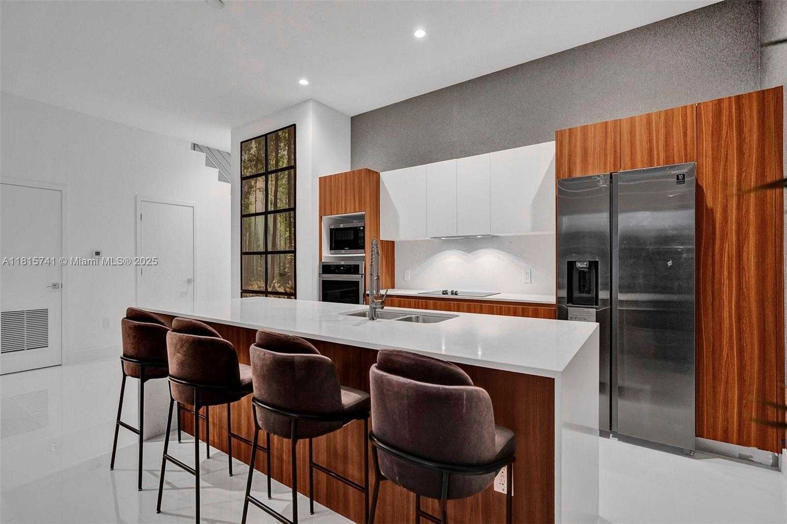 Small Image of 1801 NORTH EAST 13TH ST #1823, Fort Lauderdale Number 4