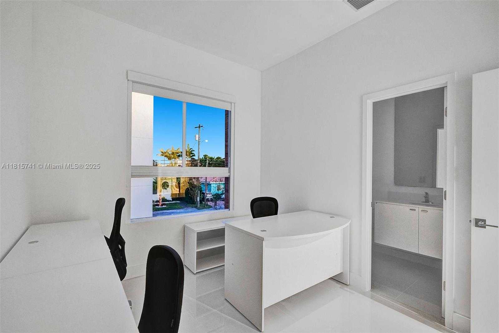 Small Image of 1801 NORTH EAST 13TH ST #1823, Fort Lauderdale Number 9