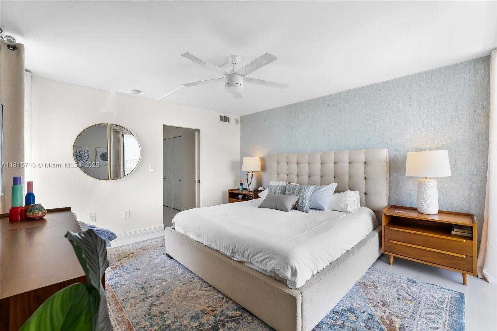 Small Image of 3701 NORTH COUNTRY CLUB DR #1407, Aventura Number 17