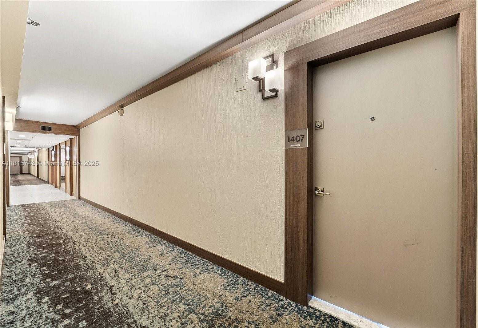 Small Image of 3701 NORTH COUNTRY CLUB DR #1407, Aventura Number 23