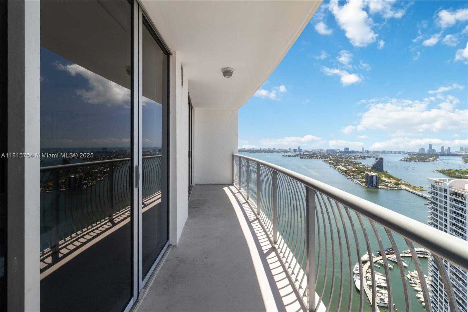Small Image of 1750 NORTH BAYSHORE DR #4604, Miami Number 2