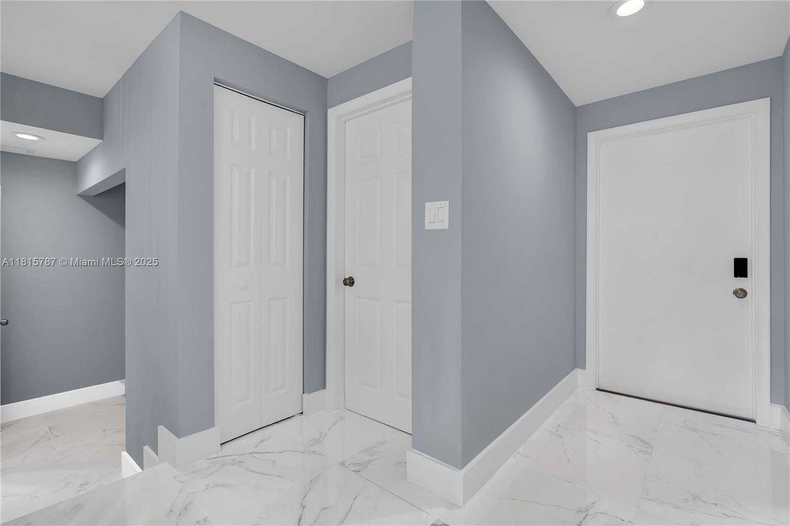 Small Image of 8211 NORTH WEST 8TH ST #2, Plantation Number 36