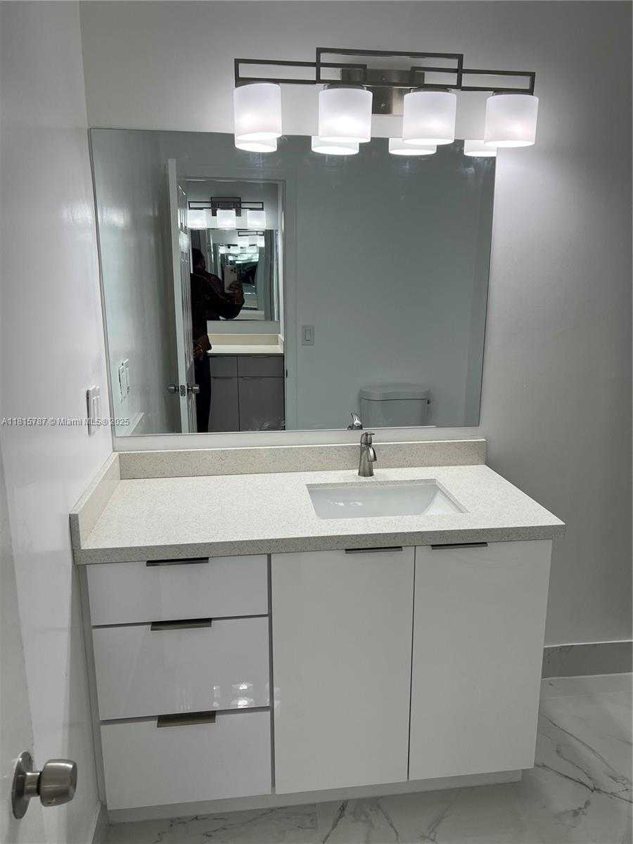 Small Image of 8211 NORTH WEST 8TH ST #2, Plantation Number 41