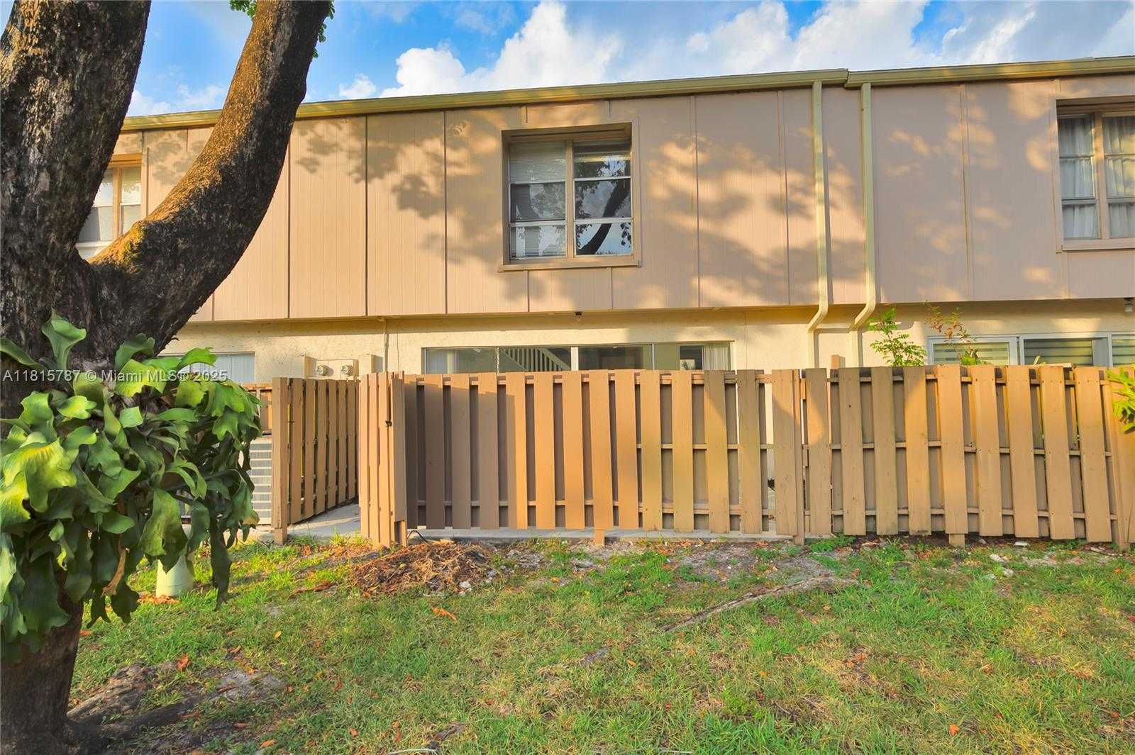 Small Image of 8211 NORTH WEST 8TH ST #2, Plantation Number 56