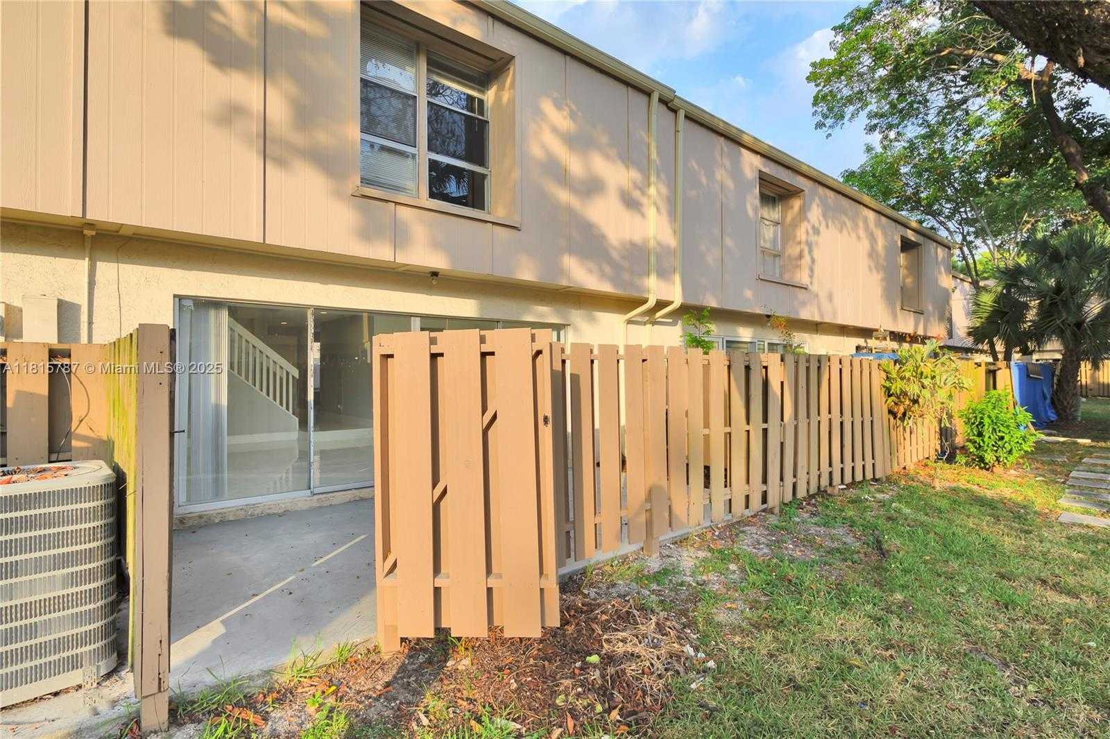Small Image of 8211 NORTH WEST 8TH ST #2, Plantation Number 57