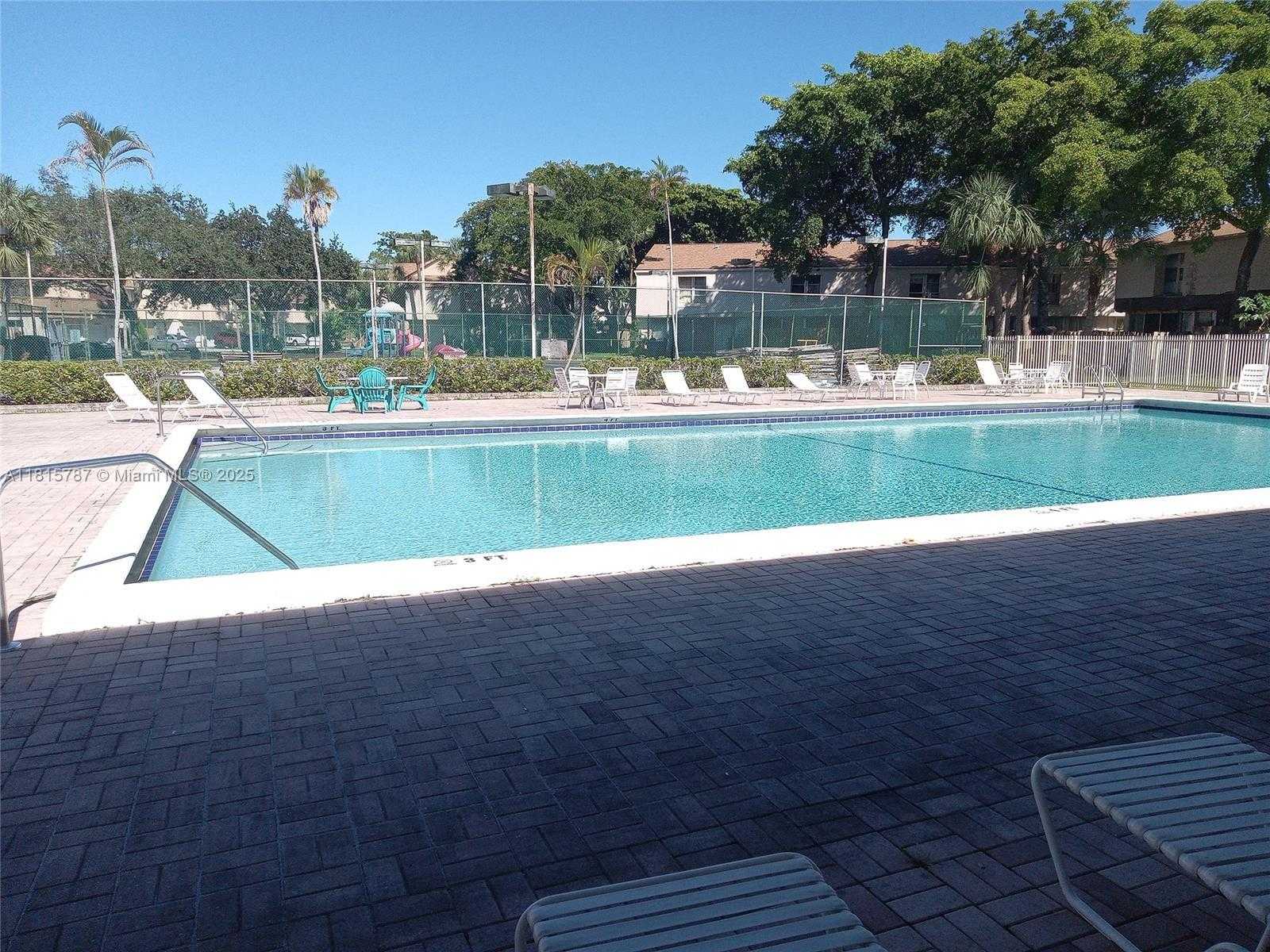 Small Image of 8211 NORTH WEST 8TH ST #2, Plantation Number 62