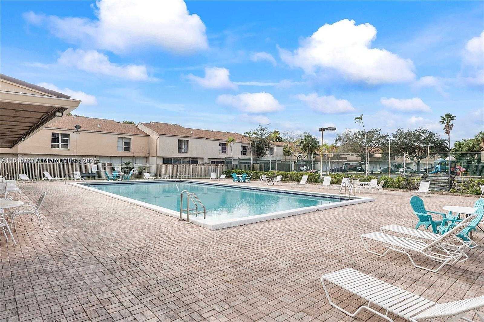 Small Image of 8211 NORTH WEST 8TH ST #2, Plantation Number 63
