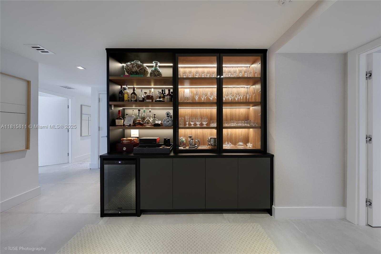 Small Image of 650 NORTH EAST 32ND ST #4701, Miami Number 11