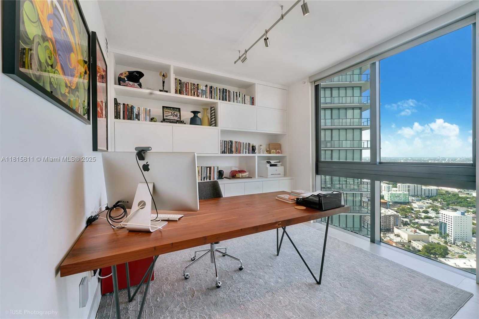 Small Image of 650 NORTH EAST 32ND ST #4701, Miami Number 22