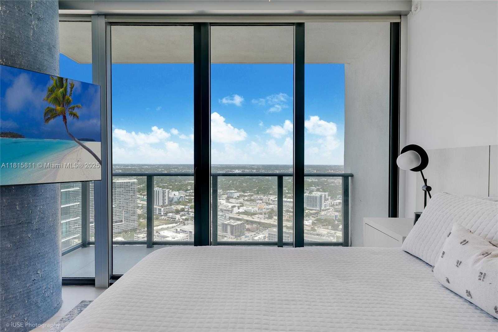Small Image of 650 NORTH EAST 32ND ST #4701, Miami Number 27