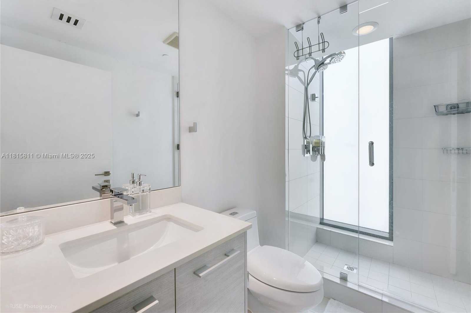 Small Image of 650 NORTH EAST 32ND ST #4701, Miami Number 30