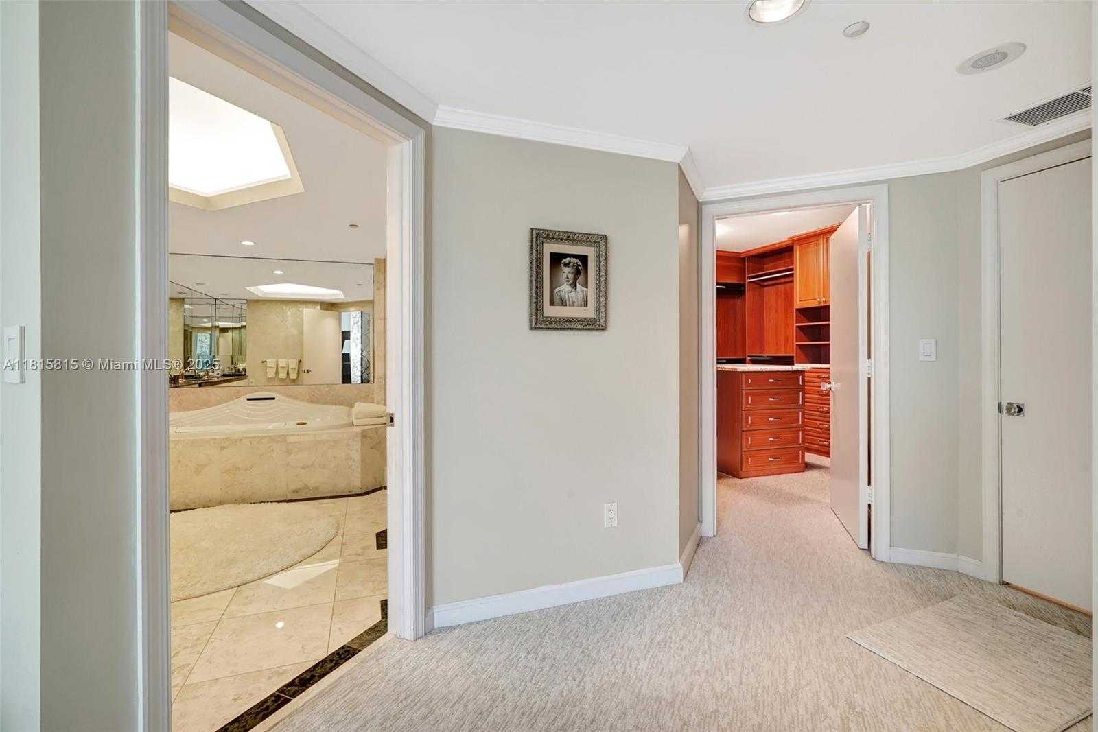 Small Image of 2600 ISLAND BLVD #904, Aventura Number 15
