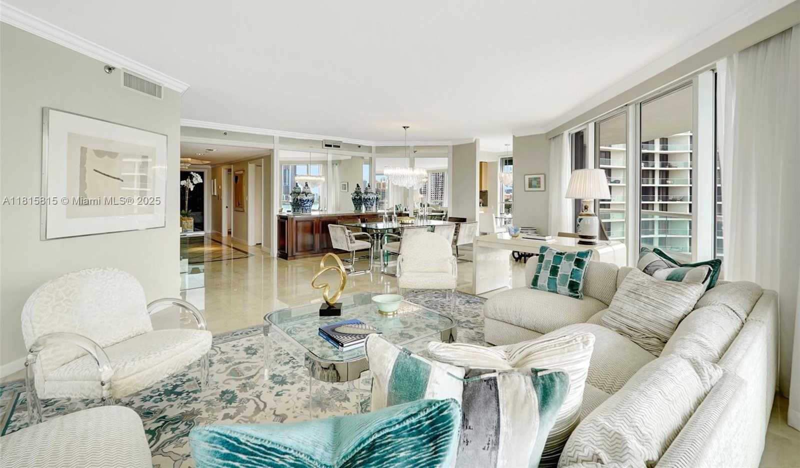 Small Image of 2600 ISLAND BLVD #904, Aventura Number 32