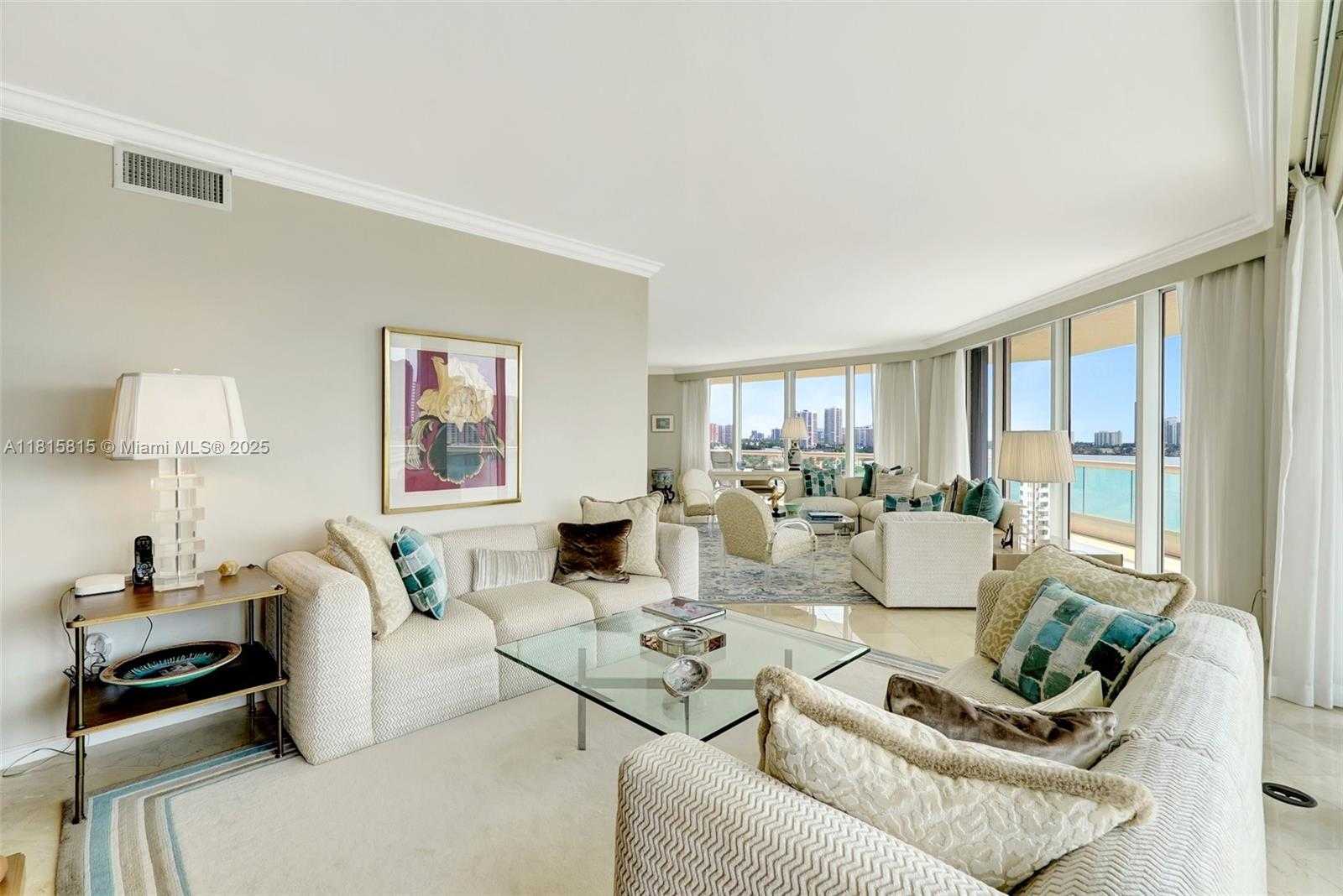 Small Image of 2600 ISLAND BLVD #904, Aventura Number 39