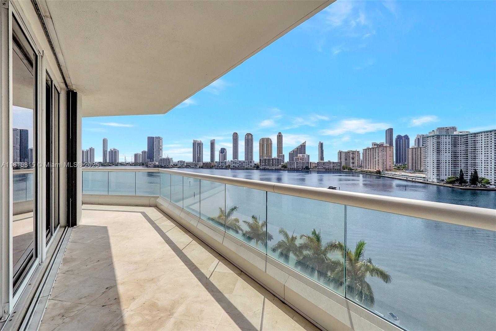 Small Image of 2600 ISLAND BLVD #904, Aventura Number 55