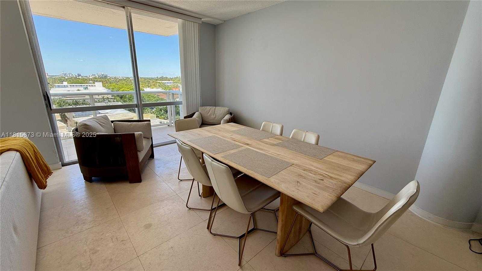 Small Image of 900 BAY DR #727-725, Miami Beach Number 32