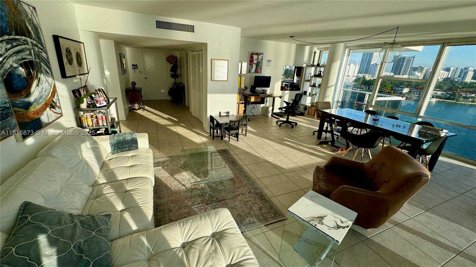 Small Image of 900 BAY DR #727-725, Miami Beach Number 51