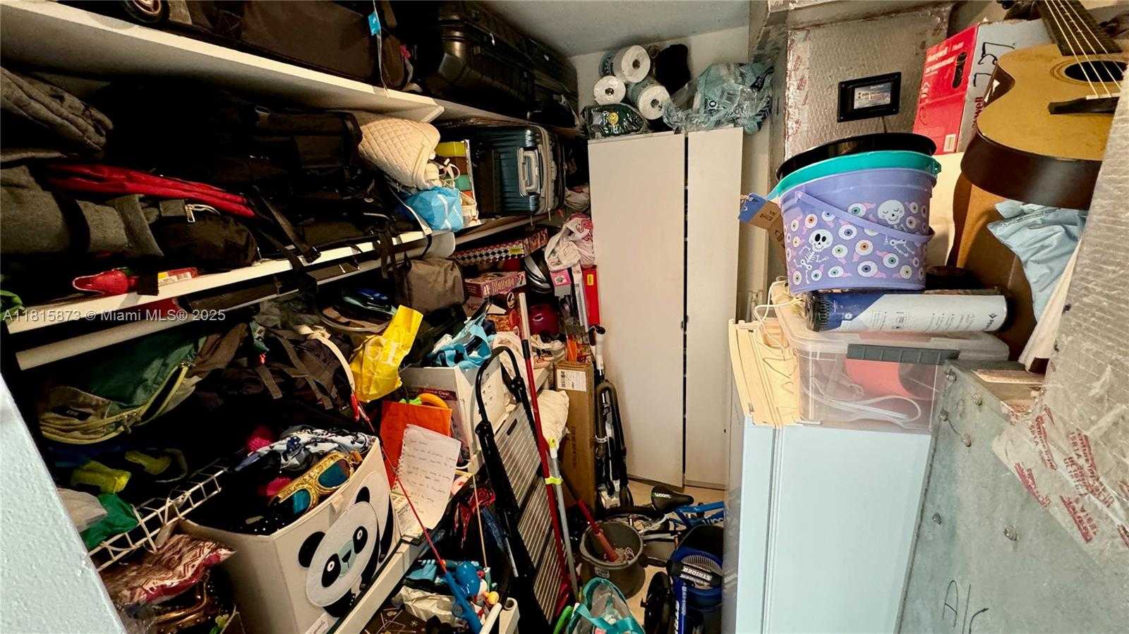 Small Image of 900 BAY DR #727-725, Miami Beach Number 55
