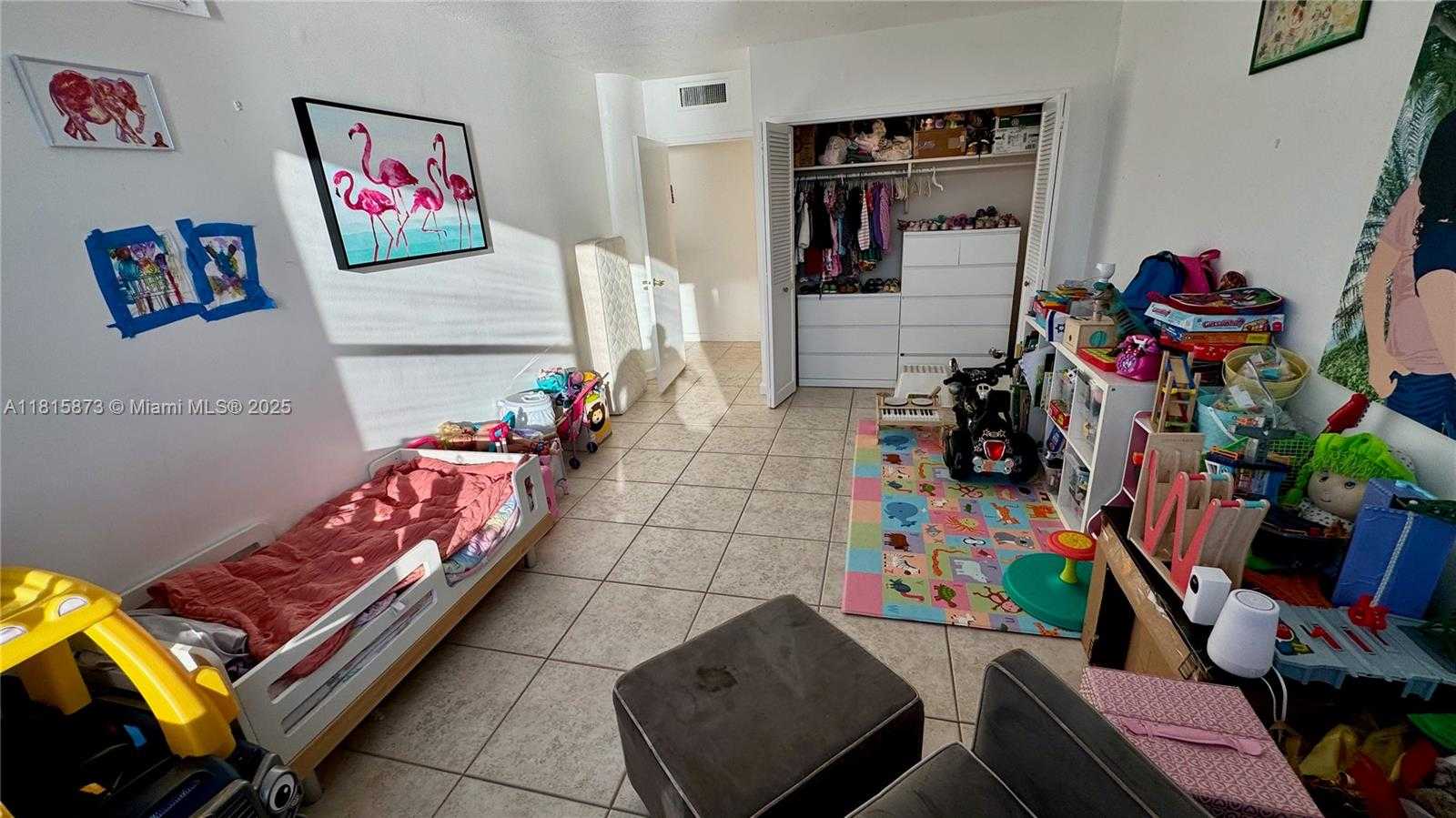 Small Image of 900 BAY DR #727-725, Miami Beach Number 57