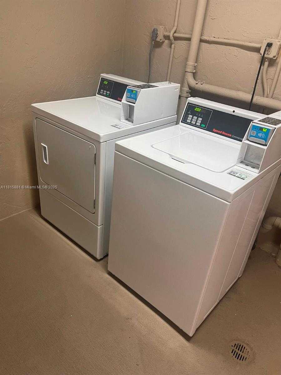 Small Image of 7740 CAMINO REAL #G-305, Miami Number 13