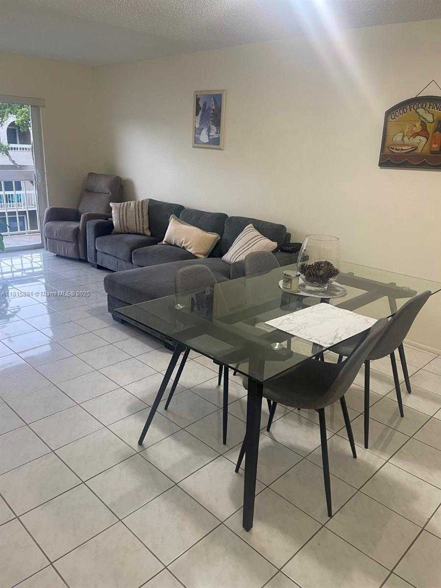 Small Image of 7740 CAMINO REAL #G-305, Miami Number 3