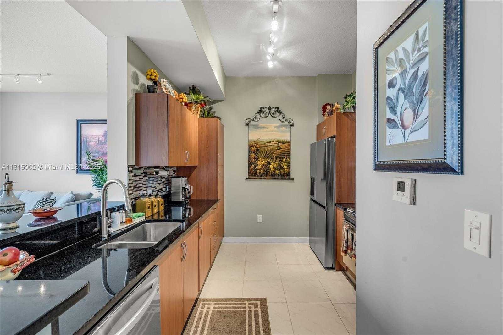 Small Image of 2775 NORTH EAST 187TH ST #PH6, Aventura Number 5