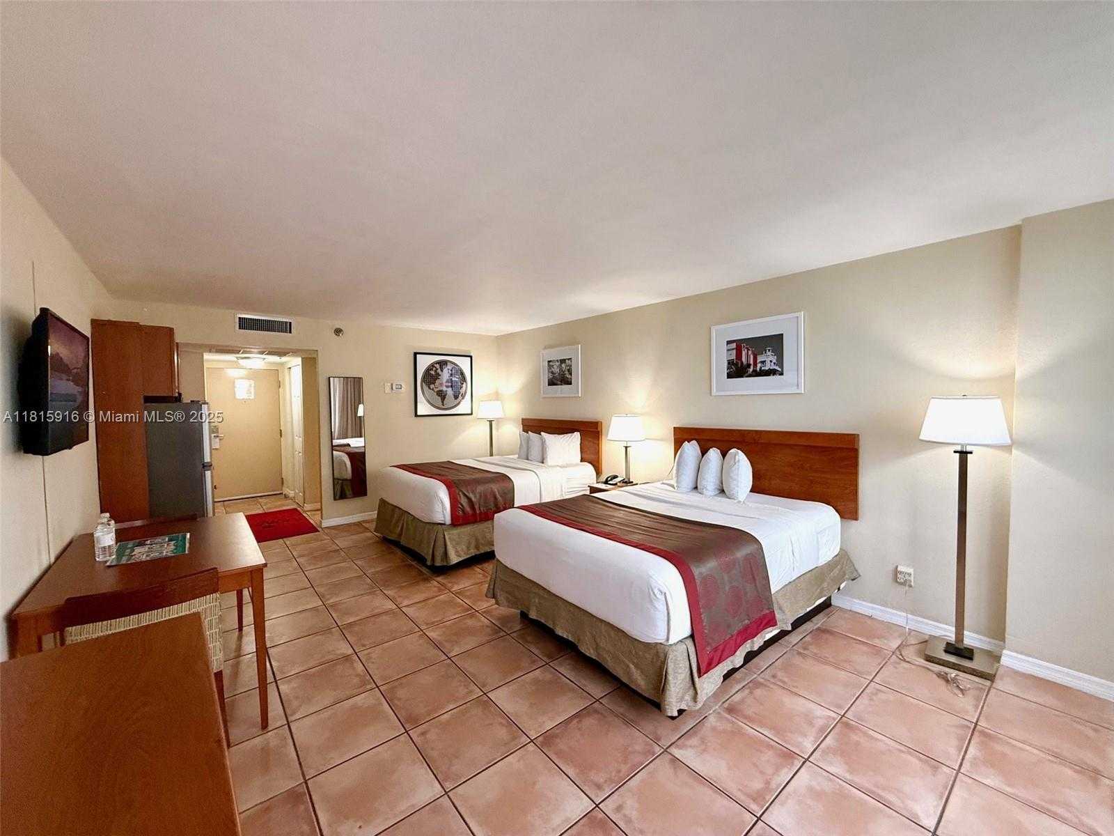 Small Image of 19201 COLLINS AV #1019, Sunny Isles Beach Number 15