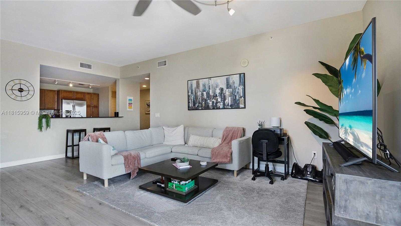 Small Image of 8390 SOUTH WEST 72ND AVE #811, Miami Number 10