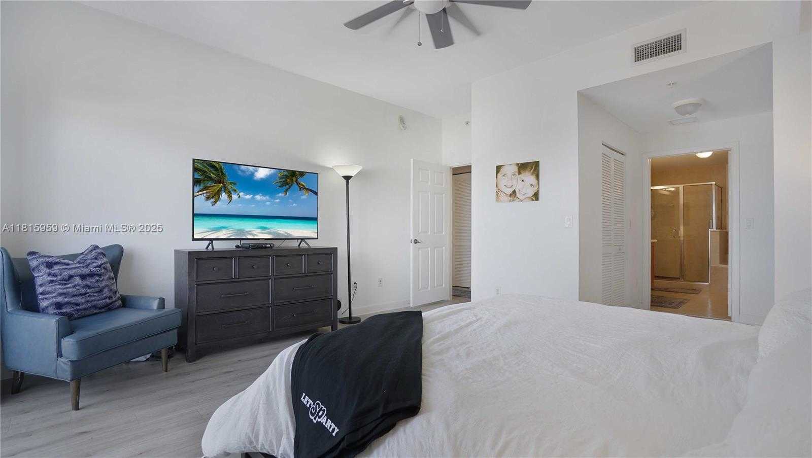 Small Image of 8390 SOUTH WEST 72ND AVE #811, Miami Number 27