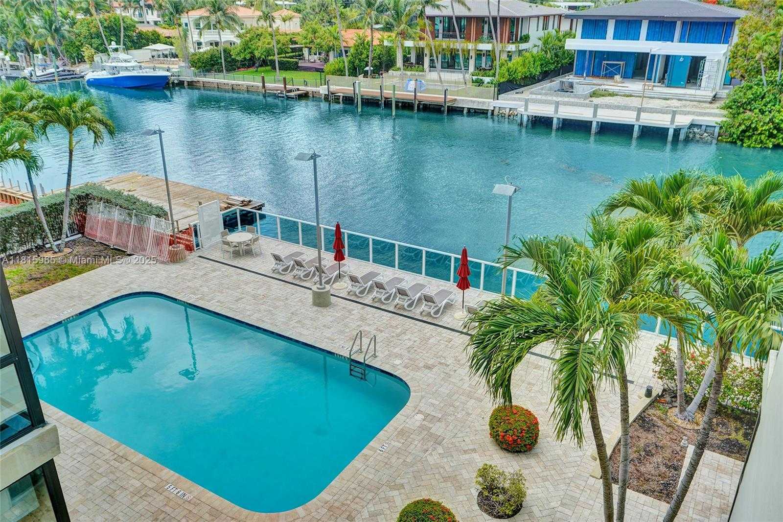 Small Image of 9800 WEST BAY HARBOR DR #401, Bay Harbor Islands Number 10