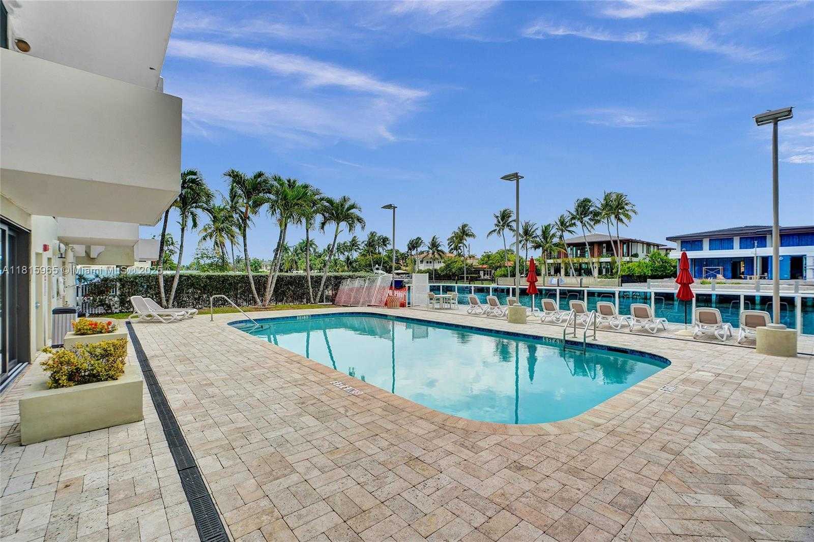 Small Image of 9800 WEST BAY HARBOR DR #401, Bay Harbor Islands Number 22
