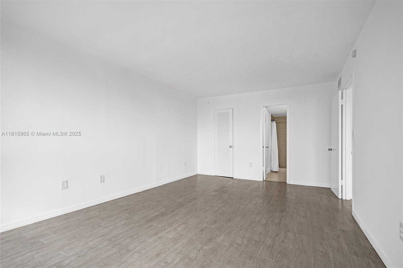Small Image of 9800 WEST BAY HARBOR DR #401, Bay Harbor Islands Number 41