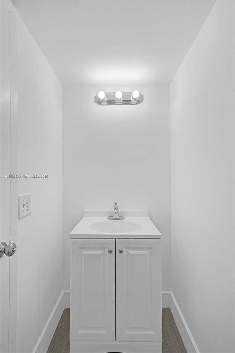 Small Image of 9800 WEST BAY HARBOR DR #401, Bay Harbor Islands Number 8