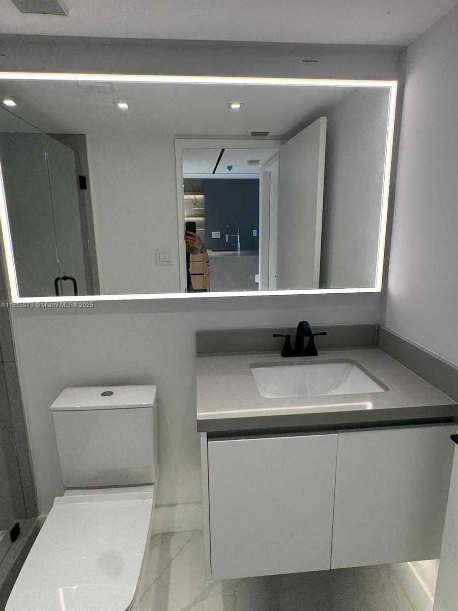 Small Image of 800 NORTH MIAMI AVE #E-901, Miami Number 13