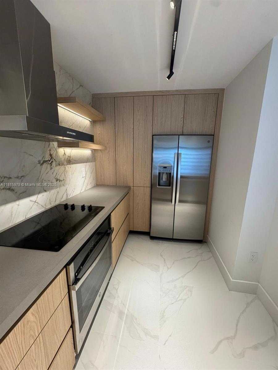 Small Image of 800 NORTH MIAMI AVE #E-901, Miami Number 3